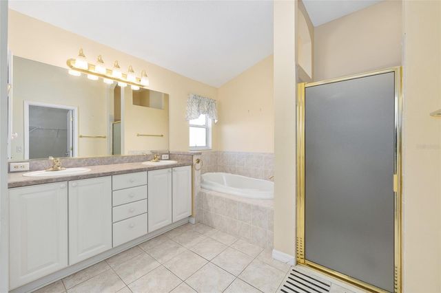 1271 WHEELING WAY, The Villages, FL 32162