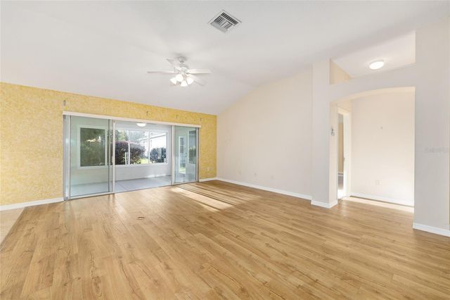 1271 WHEELING WAY, The Villages, FL 32162