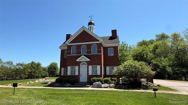 4260 Mccormick Drive, Linden, MI 48451