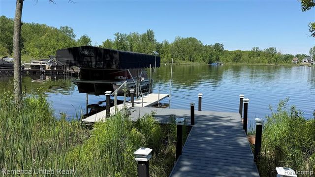 4260 Mccormick Drive, Linden, MI 48451