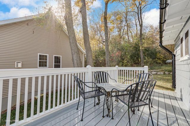 N4563 W Shore Place ROAD, Cambridge, WI 53523