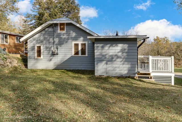 N4563 W Shore Place ROAD, Cambridge, WI 53523