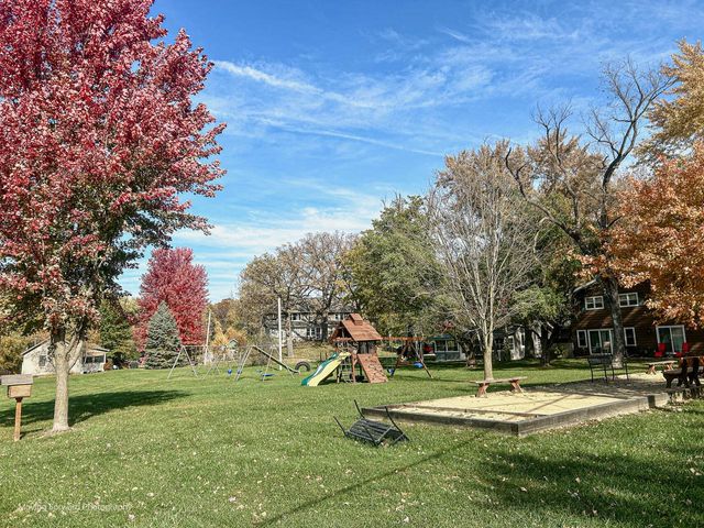 N4563 W Shore Place ROAD, Cambridge, WI 53523