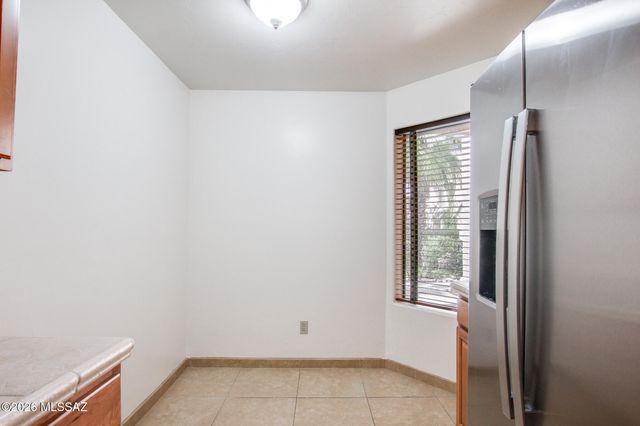 5675 N Camino Esplendora Apt 5124, Tucson, AZ 85718