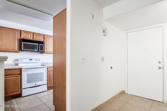 5675 N Camino Esplendora Apt 5124, Tucson, AZ 85718
