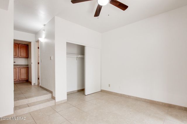 5675 N Camino Esplendora Apt 5124, Tucson, AZ 85718