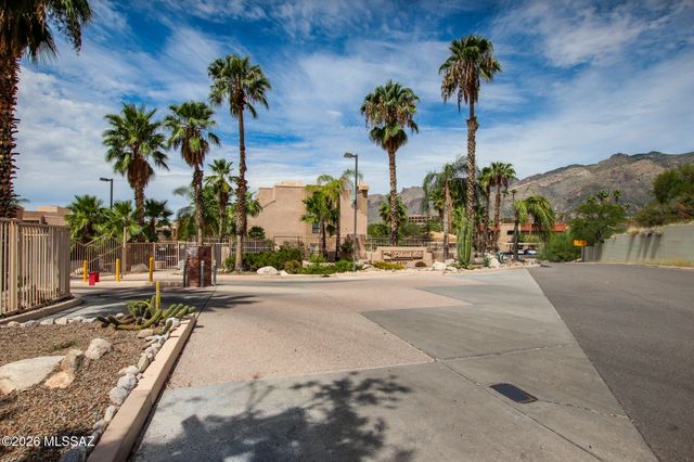 5675 N Camino Esplendora Apt 5124, Tucson, AZ 85718