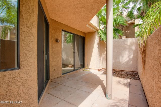5675 N Camino Esplendora Apt 5124, Tucson, AZ 85718
