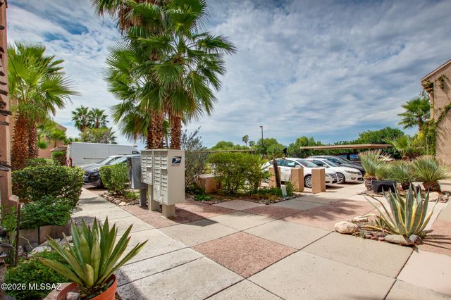 5675 N Camino Esplendora Apt 5124, Tucson, AZ 85718