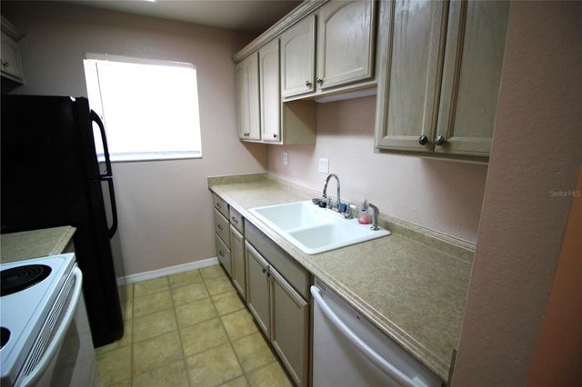 1829 BOUGH AVENUE 4, Clearwater, FL 33760