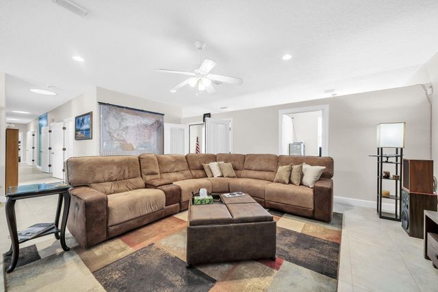 1227 Twin Bay Drive, Fort Walton Beach, FL 32547