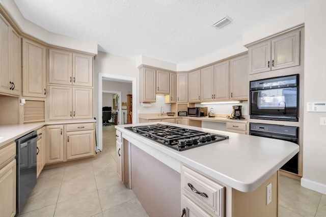 1227 Twin Bay Drive, Fort Walton Beach, FL 32547