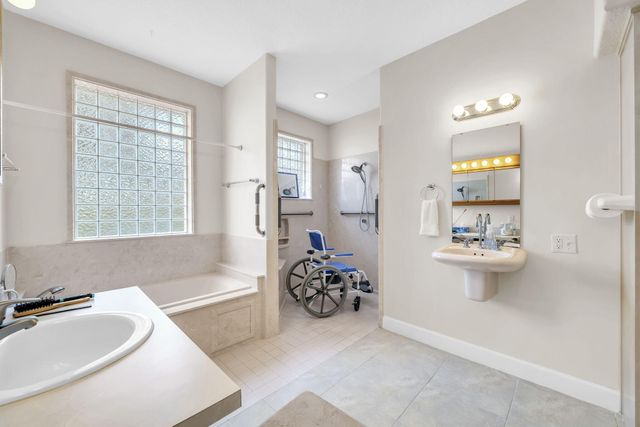 1227 Twin Bay Drive, Fort Walton Beach, FL 32547