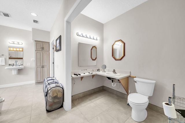 1227 Twin Bay Drive, Fort Walton Beach, FL 32547