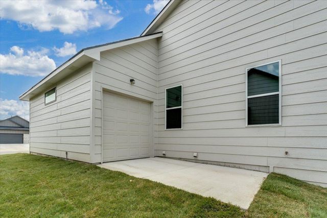 10418 W Graber Cir., Wichita, KS 67215