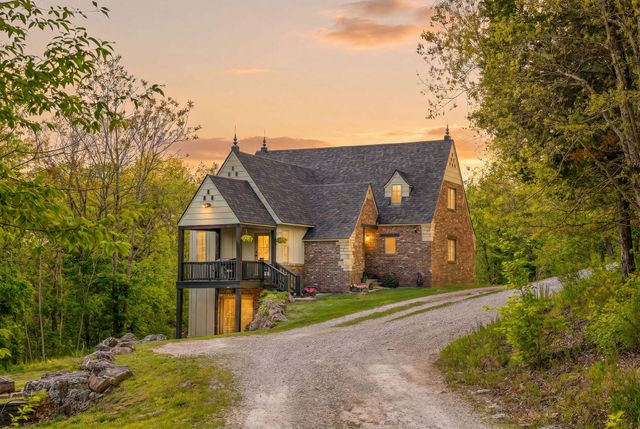 966 Bear Creek Road, Walnut Shade, MO 65771