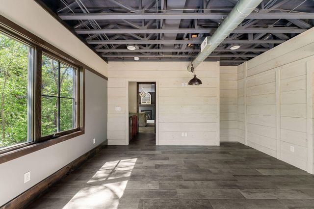 966 Bear Creek Road, Walnut Shade, MO 65771