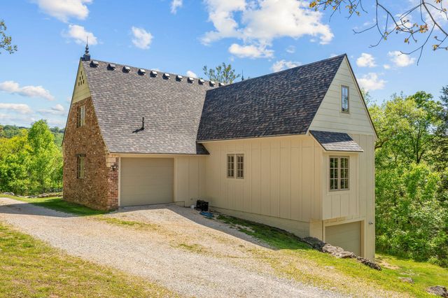 966 Bear Creek Road, Walnut Shade, MO 65771
