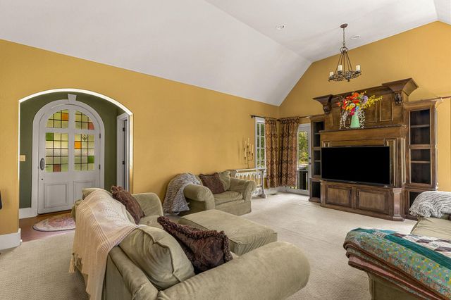 966 Bear Creek Road, Walnut Shade, MO 65771