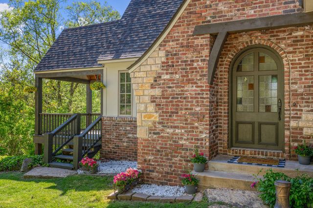966 Bear Creek Road, Walnut Shade, MO 65771