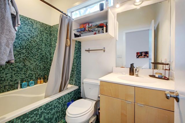 616 W 35th ST A, Austin, TX 78705