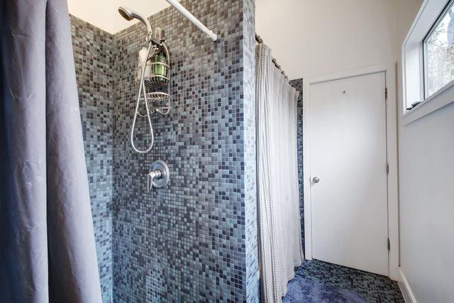 616 W 35th ST A, Austin, TX 78705