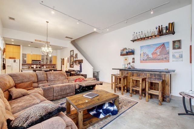 616 W 35th ST A, Austin, TX 78705