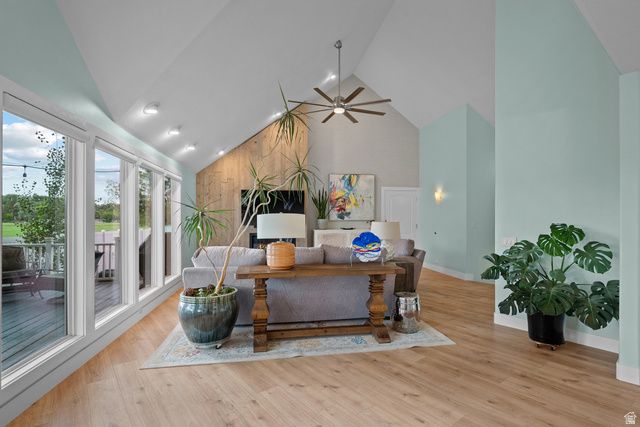 1586 BOWDEN CIR, Salt Lake City, UT 84117