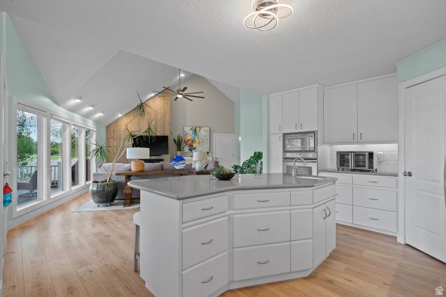 1586 BOWDEN CIR, Salt Lake City, UT 84117