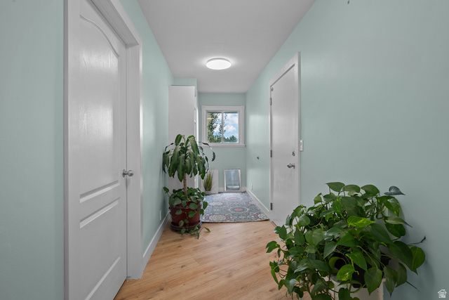 1586 BOWDEN CIR, Salt Lake City, UT 84117