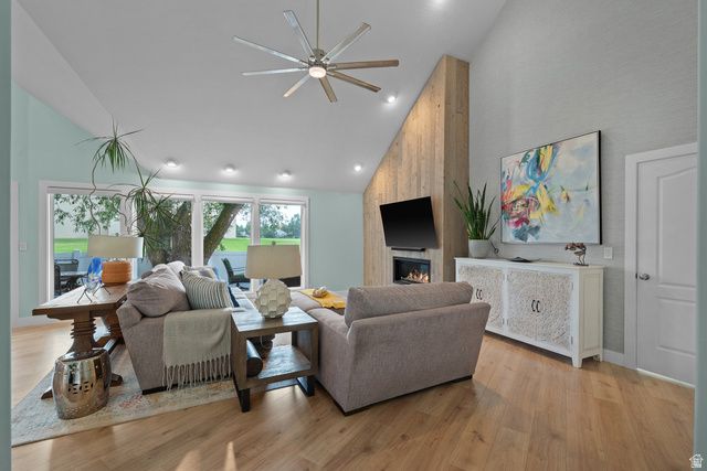 1586 BOWDEN CIR, Salt Lake City, UT 84117