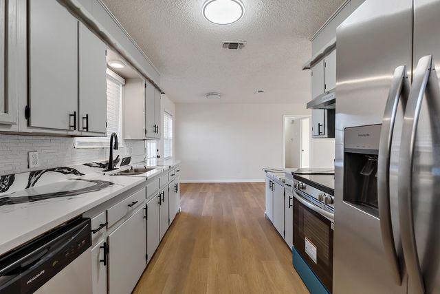 726 11th Street, Wolfforth, TX 79382