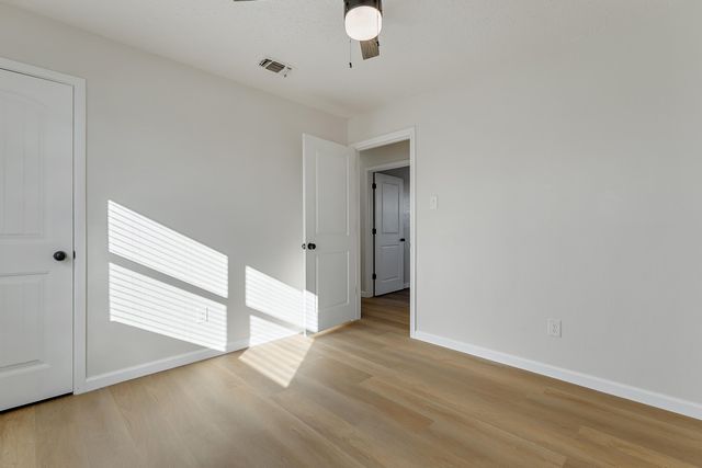 726 11th Street, Wolfforth, TX 79382