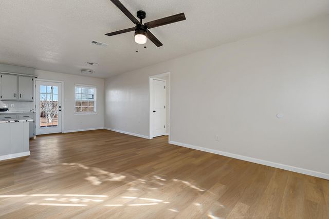 726 11th Street, Wolfforth, TX 79382