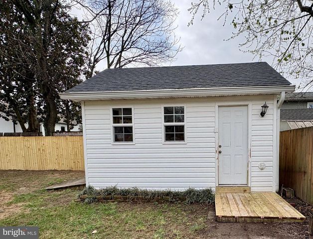 925 LONGVIEW AVE, Pasadena, MD 21122