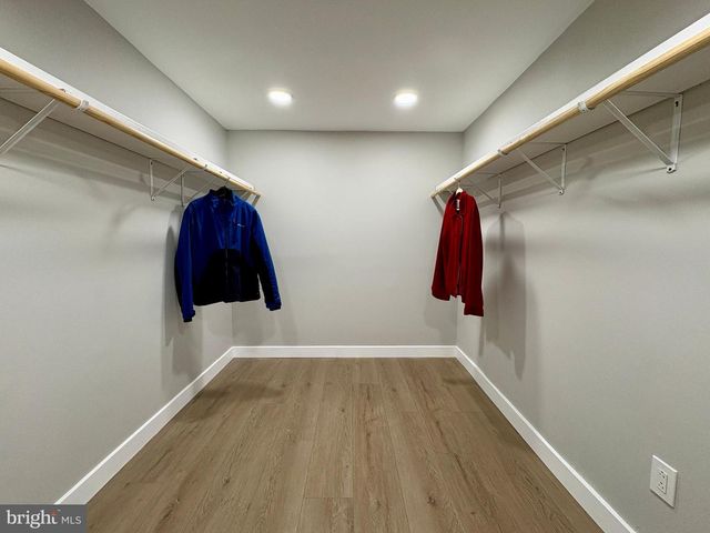 925 LONGVIEW AVE, Pasadena, MD 21122