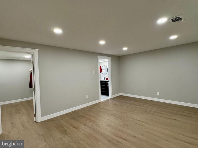 925 LONGVIEW AVE, Pasadena, MD 21122