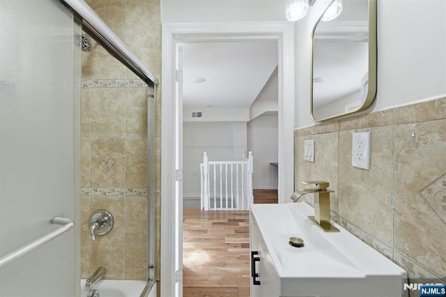 64 Willoughby Street, Newark, NJ 07112