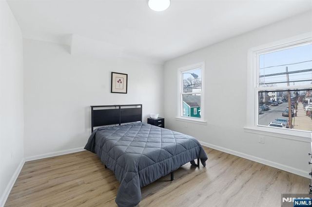 64 Willoughby Street, Newark, NJ 07112