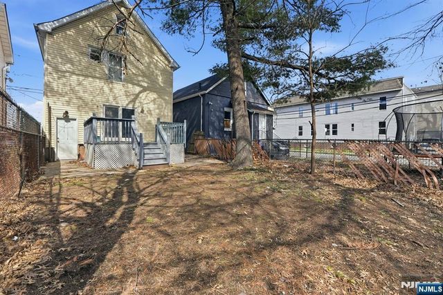 64 Willoughby Street, Newark, NJ 07112