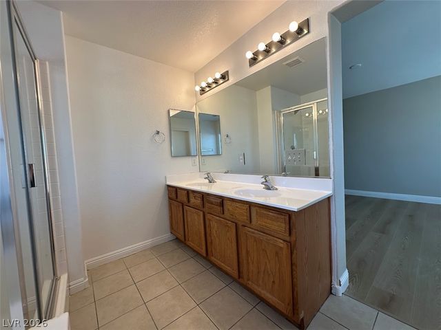 2833 Big Mountain Avenue, North Las Vegas, NV 89081