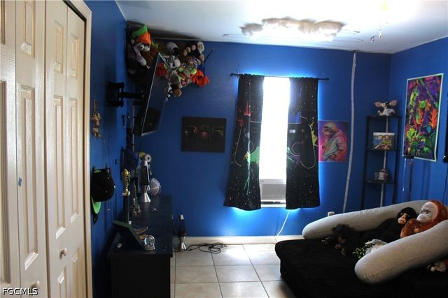 238 SW 39th ST, Cape Coral, FL 33914