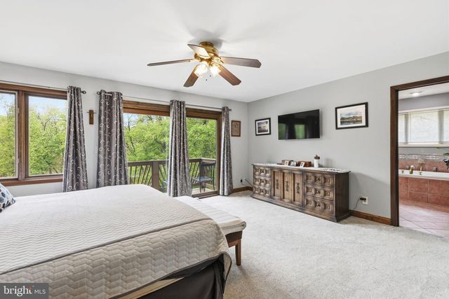 2009 WILSON RD, White Hall, MD 21161