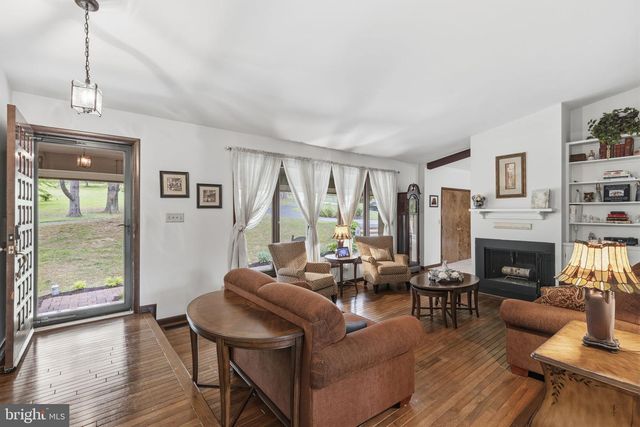 2009 WILSON RD, White Hall, MD 21161