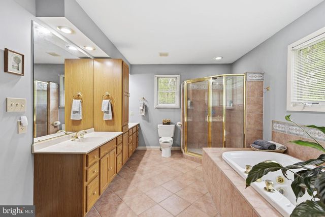2009 WILSON RD, White Hall, MD 21161