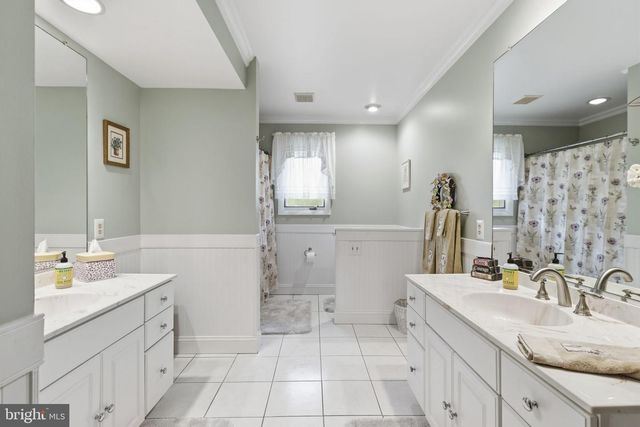 2009 WILSON RD, White Hall, MD 21161