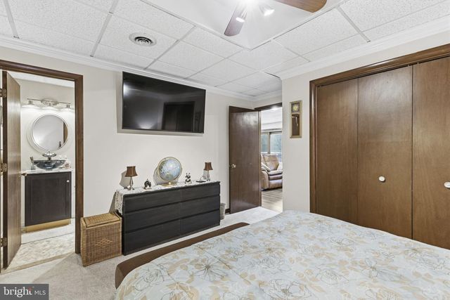 2009 WILSON RD, White Hall, MD 21161