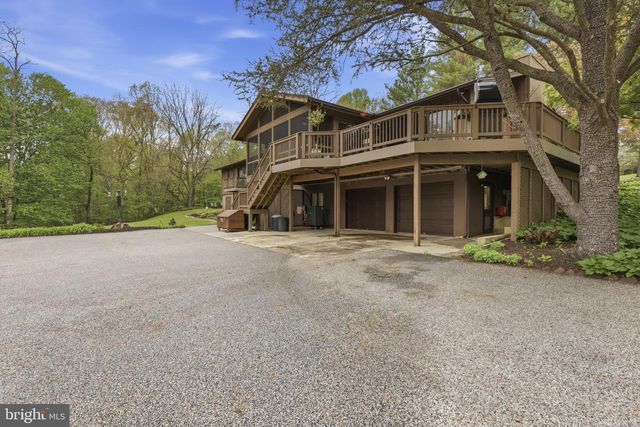 2009 WILSON RD, White Hall, MD 21161