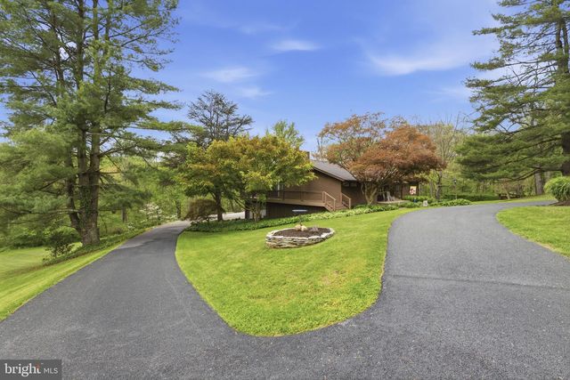 2009 WILSON RD, White Hall, MD 21161