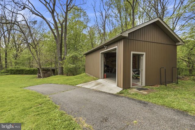 2009 WILSON RD, White Hall, MD 21161
